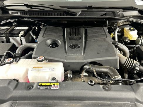 Used 2024 Toyota Tundra SR5 image 10