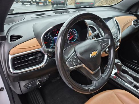 Used 2019 Chevrolet Equinox Premier image 21