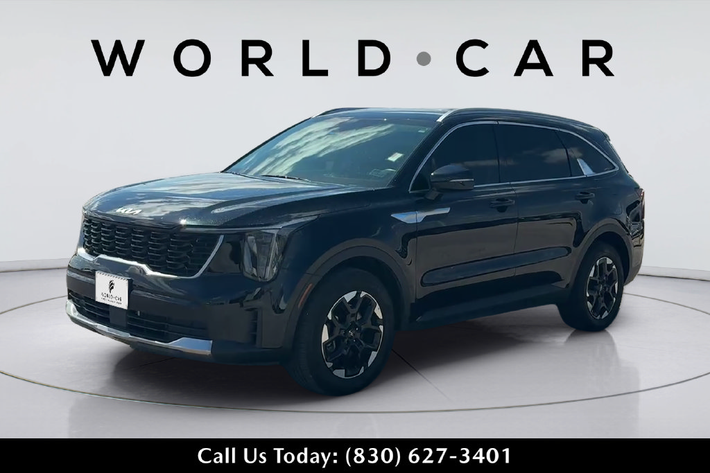 Used 2025 Kia Sorento S FWD image 3