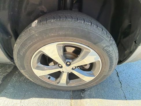 Used 2020 Jeep Cherokee Limited AWD/4WD image 12