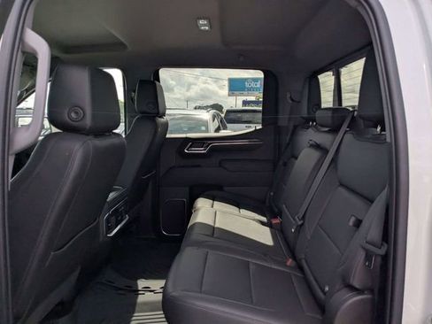 Used 2023 Chevrolet Silverado 1500 LTZ AWD/4WD image 11