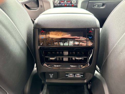 Certified 2024 Jeep Grand Cherokee Summit w/ Advanced Protech Group IV AWD/4WD image 18