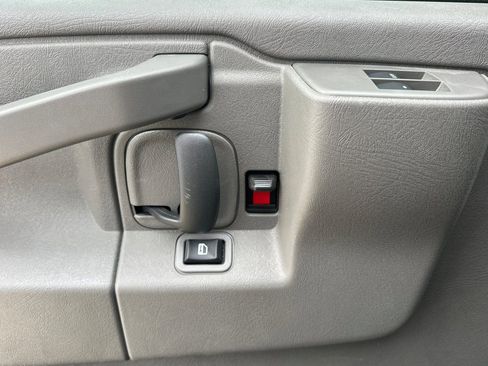 New 2024 Chevrolet Express 3500 w/ Power Convenience Package image 10