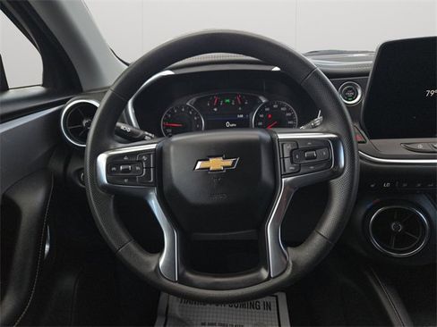 Used 2025 Chevrolet Blazer LT image 18