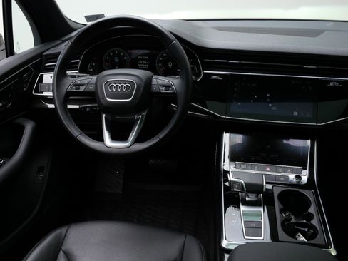 Certified 2025 Audi Q7 2.0T Premium AWD/4WD image 17