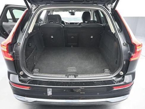 Used 2023 Volvo XC60 B5 Ultimate AWD/4WD image 20