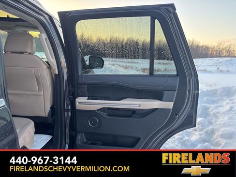 Used 2022 Ford Expedition Limited image 42
