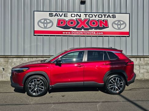 New 2026 Toyota Corolla Cross XLE image 1