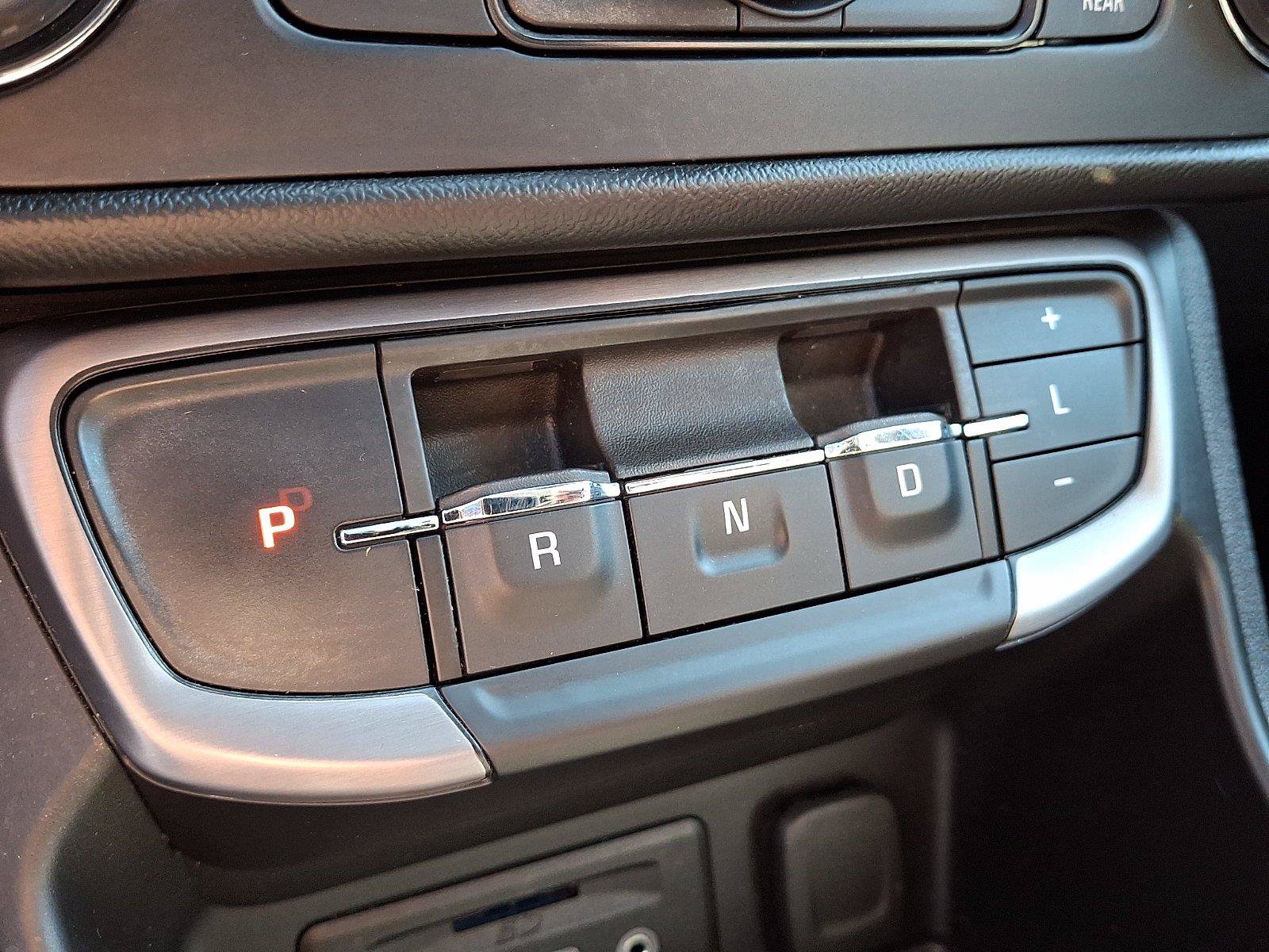 Used 2022 GMC Terrain AT4 AWD/4WD image 15