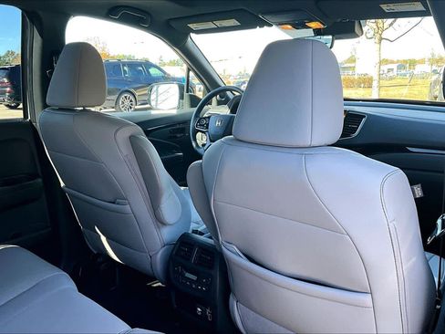 Used 2023 Honda Passport Elite image 39