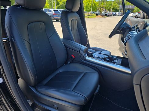 Used 2021 Mercedes-Benz GLA 250 4MATIC image 10