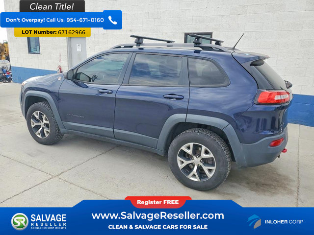 Used 2014 Jeep Cherokee Trailhawk w/ Leather Interior Group AWD/4WD image 3