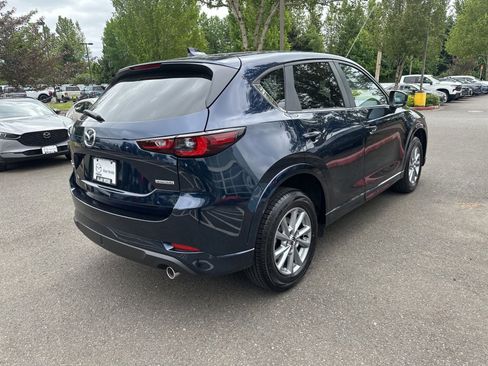 Used 2024 MAZDA CX-5 AWD 2.5 S w/ Preferred Package image 3