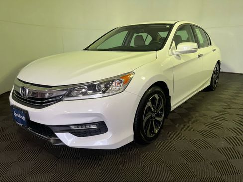 Used 2017 Honda Accord EX-L image 3