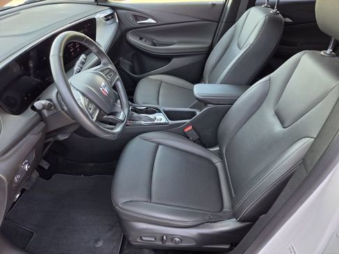 Used 2024 Buick Encore GX Sport Touring w/ Experience Buick Package FWD image 12