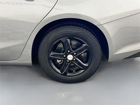 Used 2024 Chevrolet Malibu LT image 33