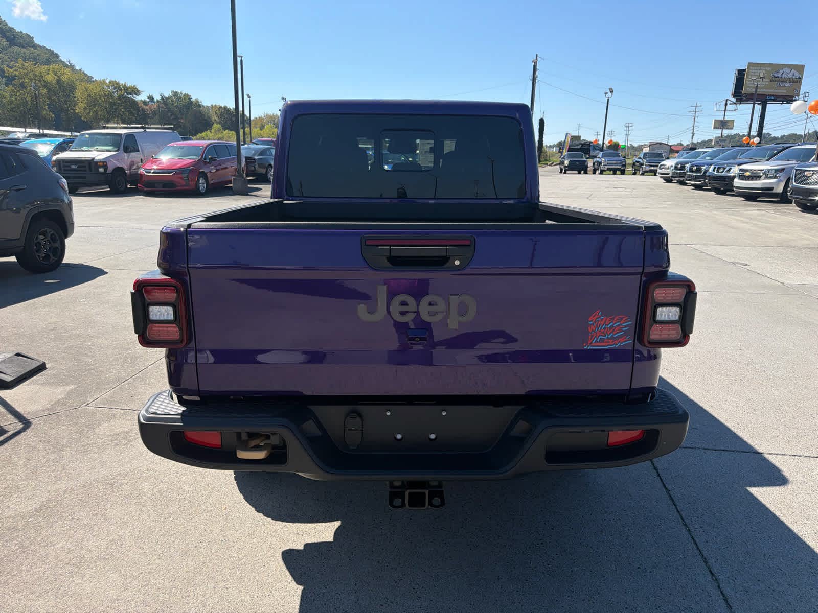 New 2026 Jeep Gladiator Sport AWD/4WD image 8