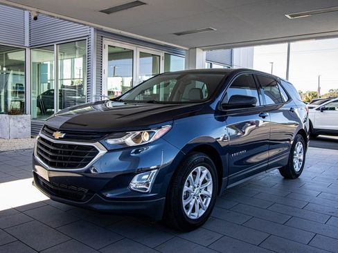 Used 2019 Chevrolet Equinox LS image 10