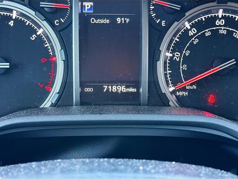 Used 2023 Toyota 4Runner Limited AWD/4WD image 14