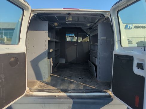 Used 2011 Ford E-250 and Econoline 250 w/ PWR Group image 10