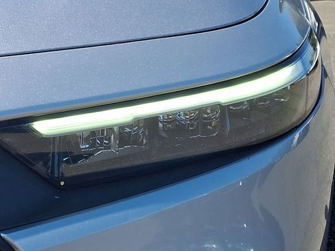 Used 2023 Honda Accord EX image 9