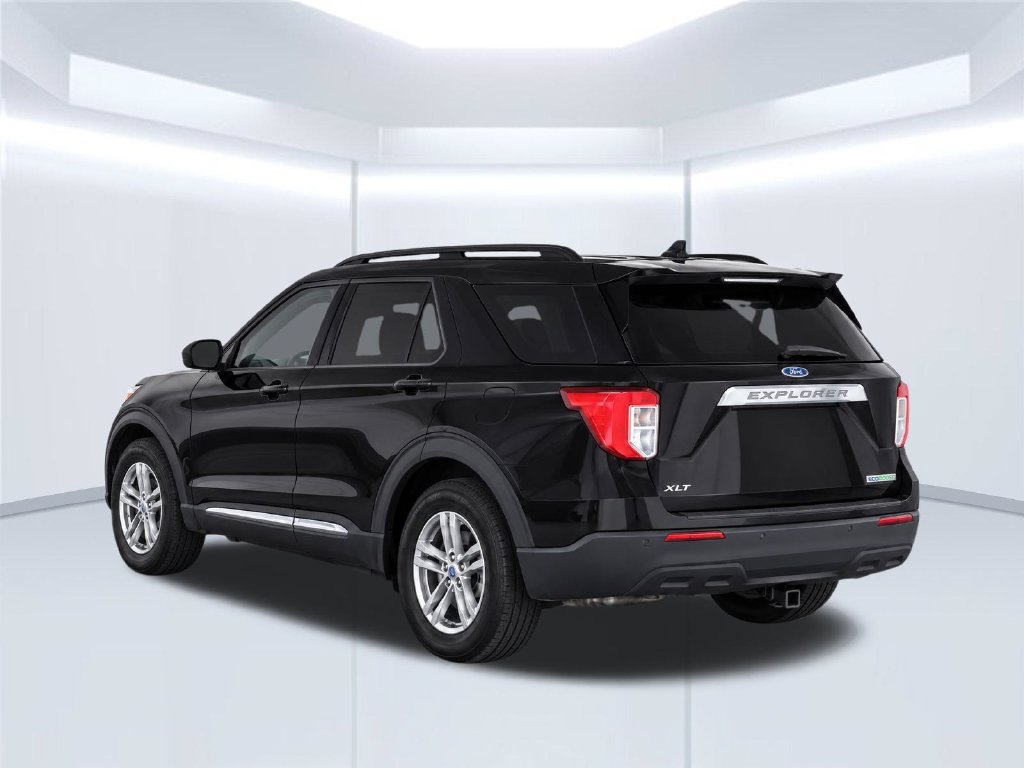Used 2020 Ford Explorer XLT RWD image 4