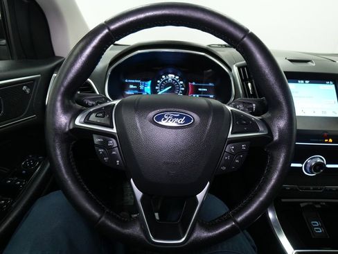 Used 2019 Ford Edge Titanium w/ Cold Weather Package AWD/4WD image 43