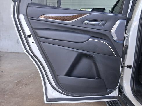 Used 2024 Cadillac Escalade Sport Platinum RWD image 23