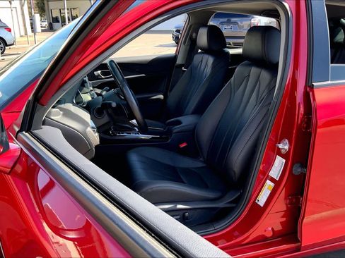 Used 2024 Acura Integra image 7