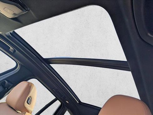 Used 2024 BMW X3 M40i w/ Premium Package image 16