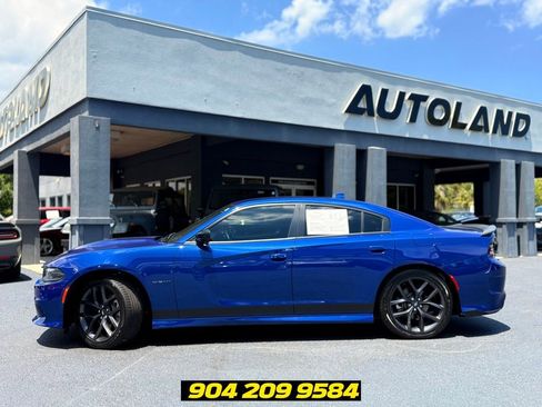 Used 2021 Dodge Charger R/T w/ Plus Group RWD image 4