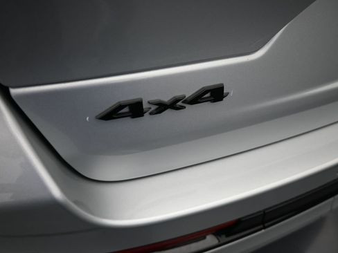 New 2025 Jeep Grand Cherokee Summit image 35