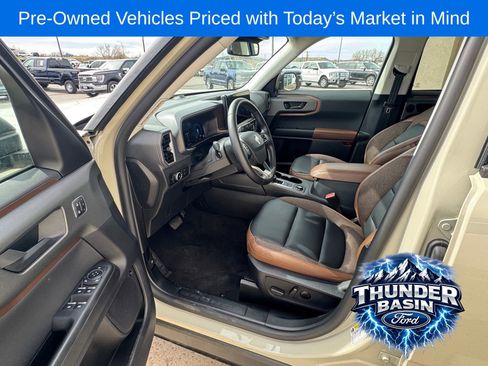Used 2025 Ford Bronco Sport Outer Banks w/ Outer Banks Tech Package+ AWD/4WD image 14