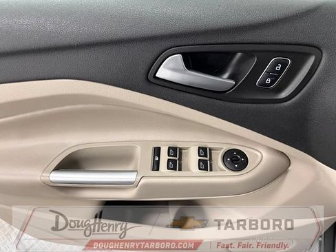Used 2019 Ford Escape SE FWD image 21
