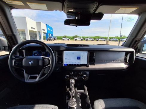 Used 2025 Ford Bronco Big Bend AWD/4WD image 17