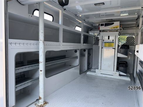 Used 2017 Ford E-350 and Econoline 350 Super Duty w/ Power Windows & Locks Group RWD image 13