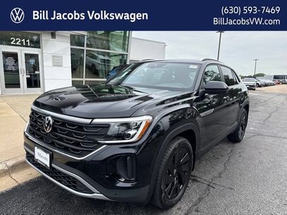 Used 2026 Volkswagen Atlas Cross Sport SE w/ Panoramic Sunroof Package