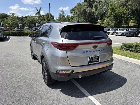 Used 2022 Kia Sportage Nightfall Edition FWD image 13