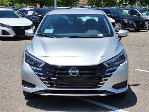 New 2025 Nissan Versa SV w/ Trunk Package FWD image 5