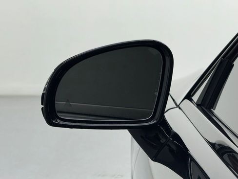 Used 2014 Mercedes-Benz SL 550 image 31