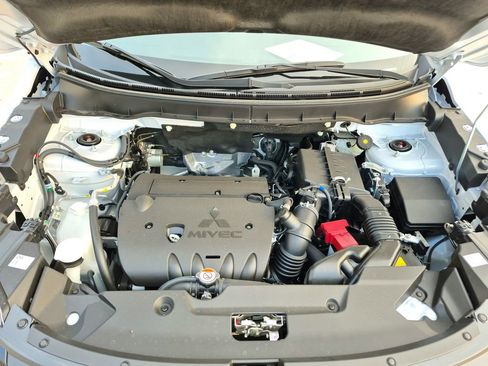 New 2026 Mitsubishi Outlander Sport LE AWD/4WD image 32