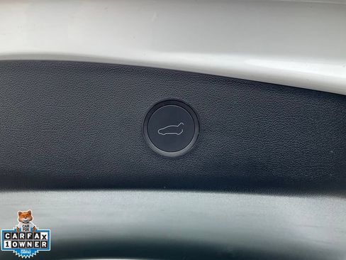 Used 2023 Tesla Model 3 Standard Range RWD image 10