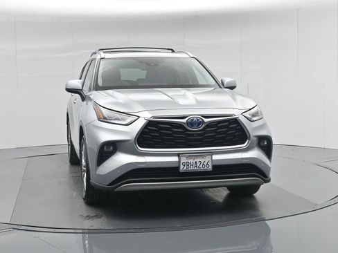 Used 2022 Toyota Highlander Platinum image 66
