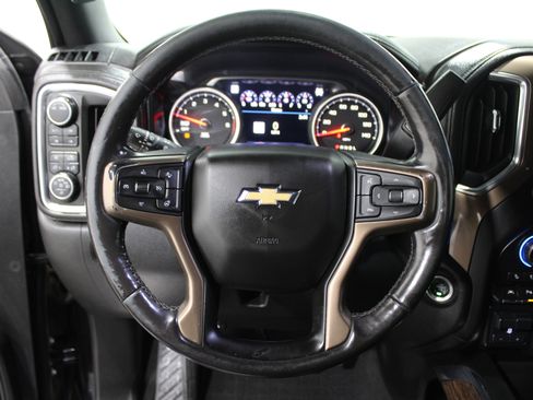 Used 2020 Chevrolet Silverado 1500 High Country image 10
