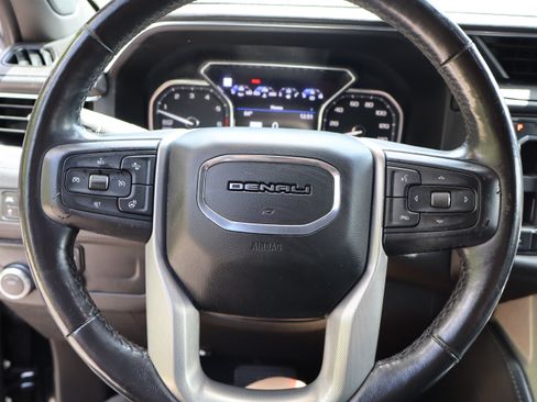 Used 2021 GMC Yukon XL Denali w/ Advanced Technology Package RWD image 33