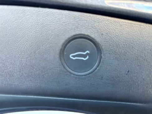 Used 2022 Tesla Model 3 Performance image 30