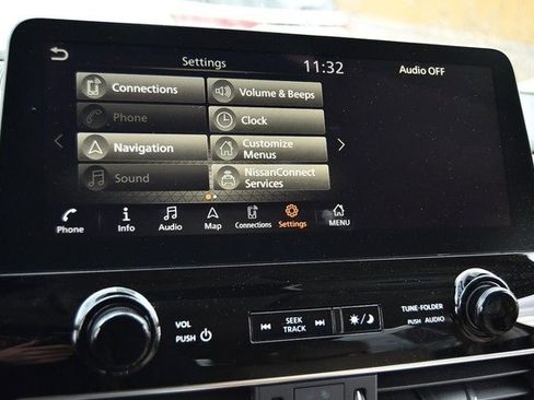 Certified 2024 Nissan Armada SL w/ Captain's Chairs Package image 17