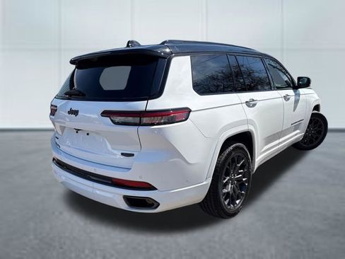 Used 2025 Jeep Grand Cherokee L Summit image 4