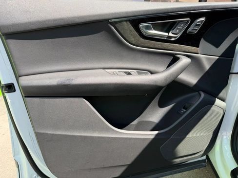 Used 2019 Audi Q7 3.0T Premium AWD/4WD image 14