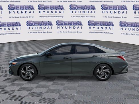 New 2026 Hyundai Elantra SEL Sport image 3
